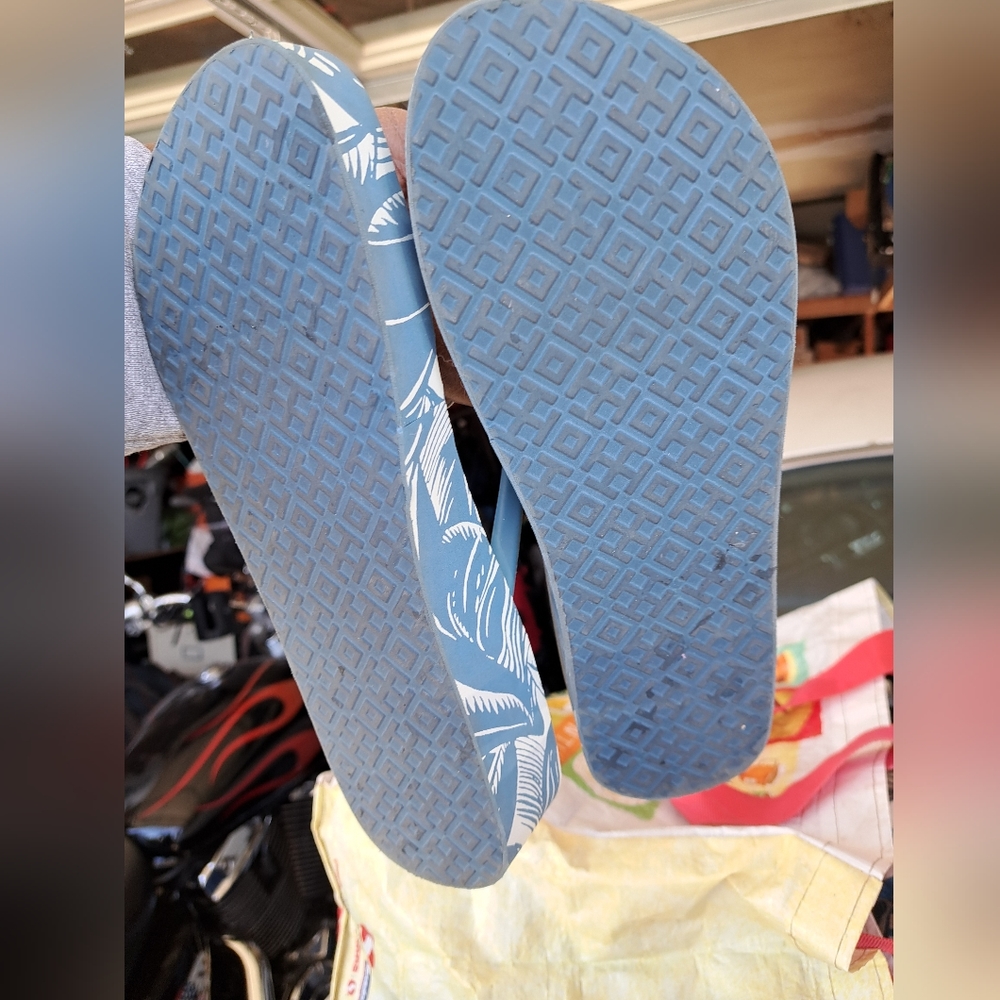 Tory Burch wedge flip flop - Picture 4 of 5